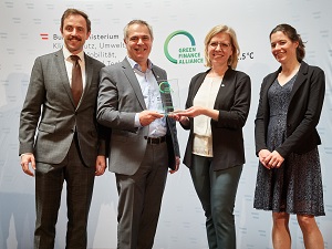 Bild vom Launch der Green Finance Alliance - Christoph Siegele (Asset Portfoliomanager fair-finance), Markus Zeilinger (Gründer fair-finance), Leonore Gewessler (Klimaschutzministerin) & Alexandra Schwaiger (Nachhaltigkeit & CSR fair-finance)